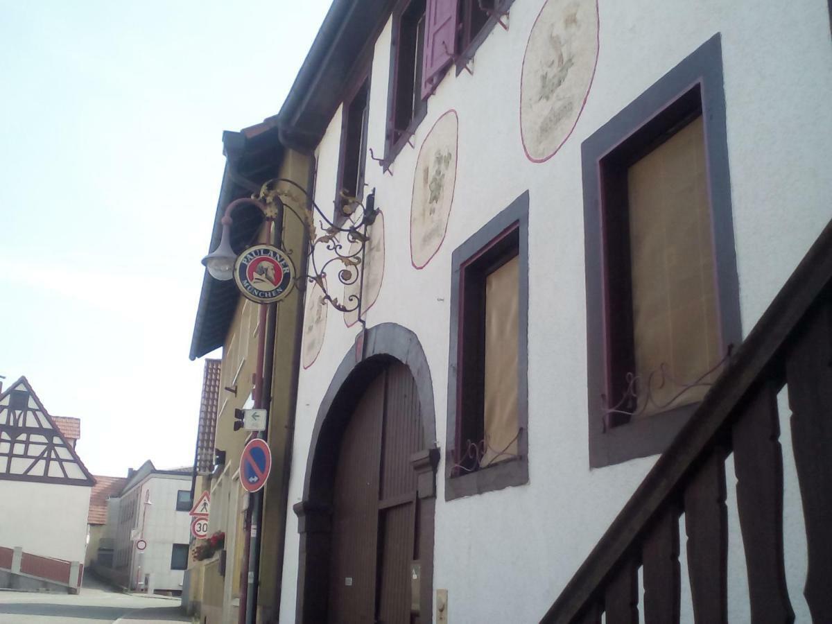 Gasthaus Zur Rose 말스 외부 사진