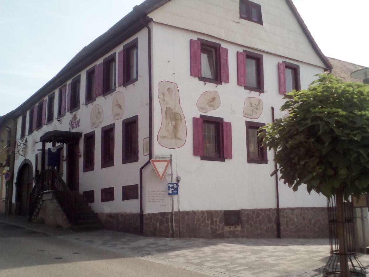 Gasthaus Zur Rose 말스 외부 사진